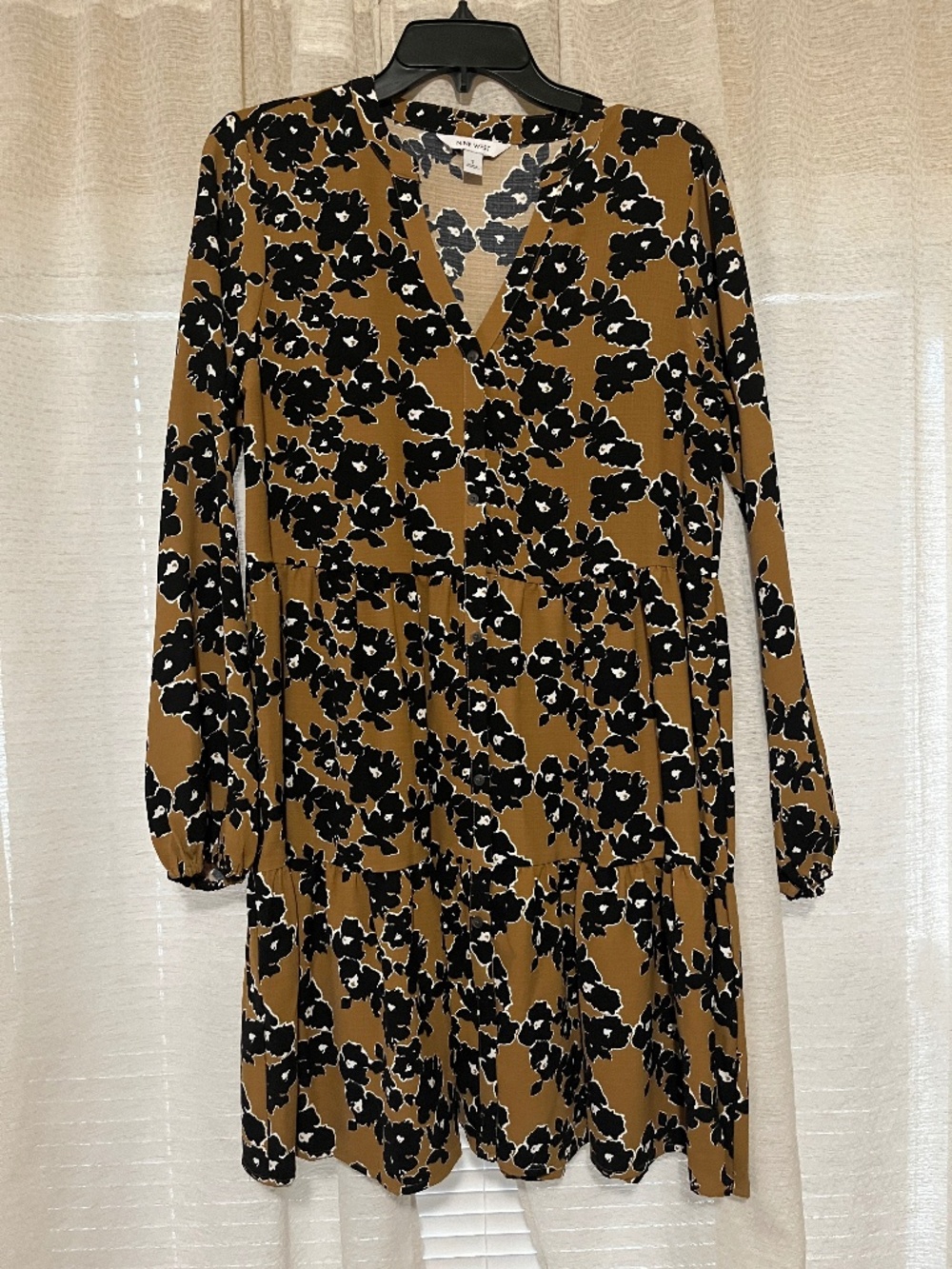 Nine West long sleeve dress